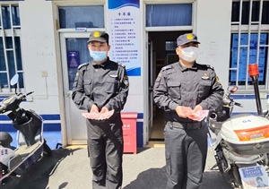 履職盡責(zé)有作為  獲得肯定受獎(jiǎng)勵(lì) ——張江派出所領(lǐng)導(dǎo)慰問宗保公司